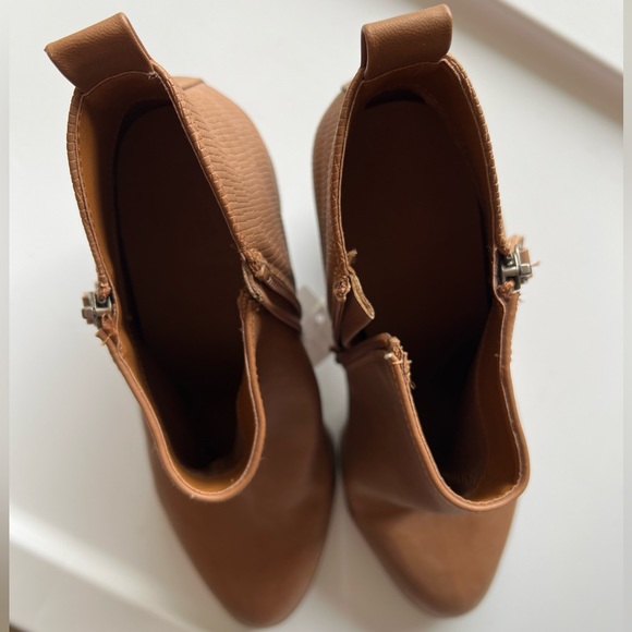 Cognac wedge heel zip ankle boots - Universal Thread - Picture 3 of 4